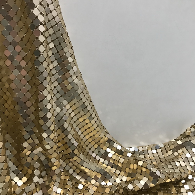 ゴールドアルミ金属スパンコール生地,DIYミシンパーティーク - Crystal Mesh Fabric のレビューと価格