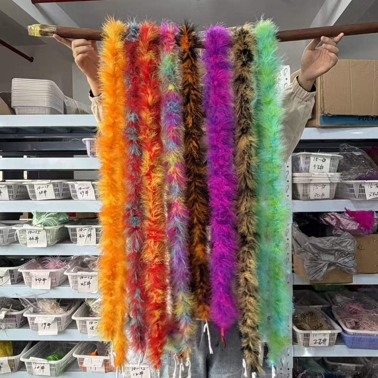 多色2メートルマラボーフェザーボア七面鳥の羽根リボンショール - Feather Trim Marabou のレビューと価格