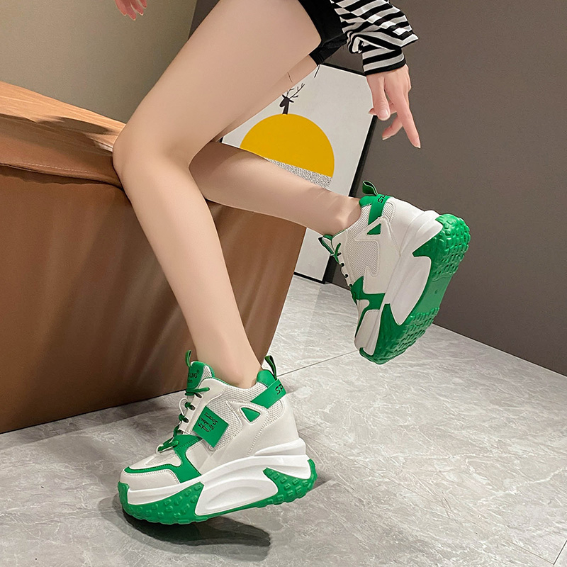 9.5 センチメートル女性高プラットフォームスニーカー秋通気 - Guipure Lace Panel のレビューと価格