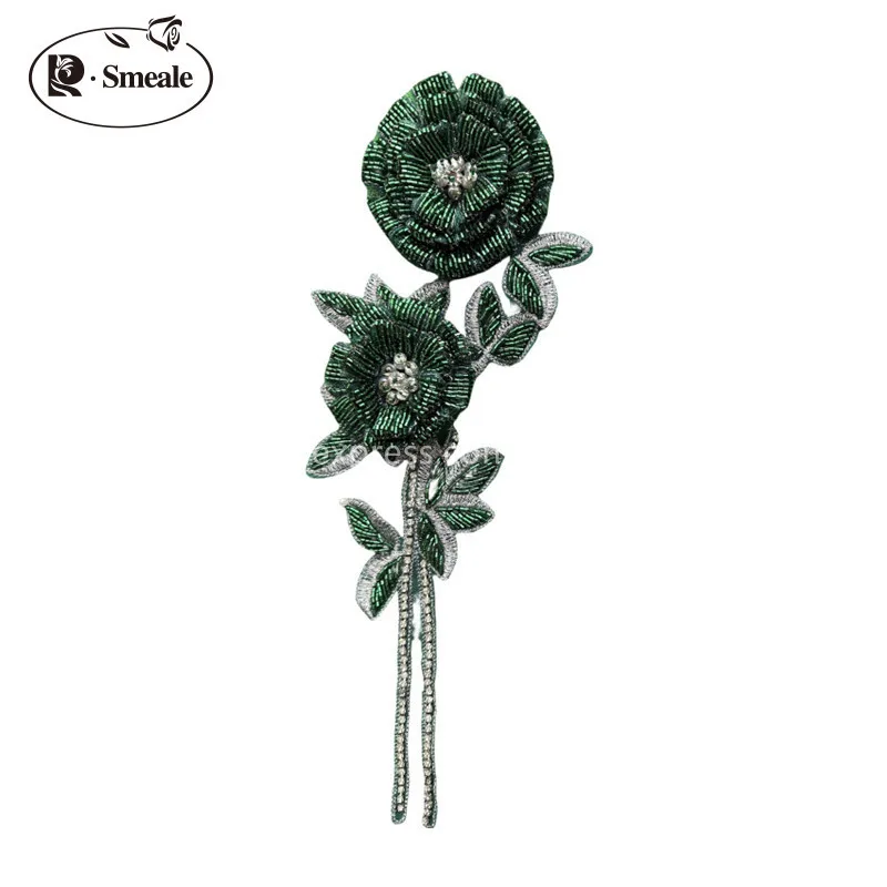 新しいマルチカラーの手作りビーズローズブレストフラワー。 輝 - Applique Patch Flower のレビューと価格