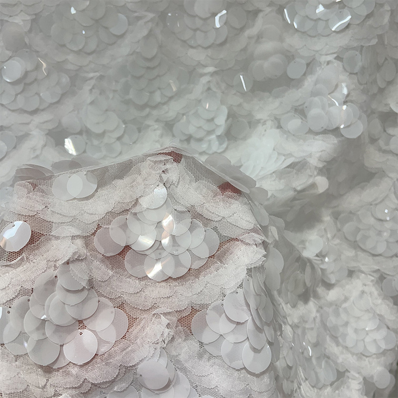 メッシュベースクロススパンコール刺繍生地ラウンドビーズスパン - Crystal Mesh Fabric のレビューと価格