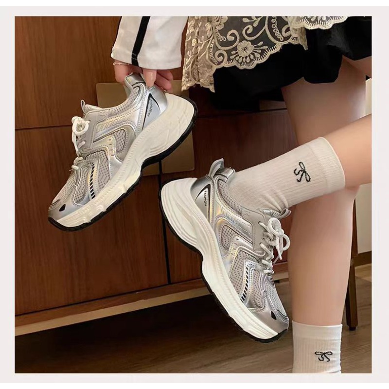 2026 春の女性アンキーダッドスニーカー通気性メッシュプラ - Guipure Lace Panel のレビューと価格